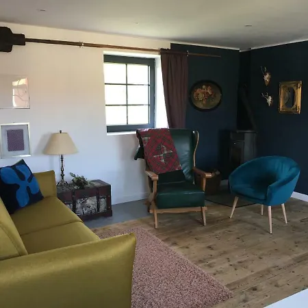 Hof Rain Apartment *